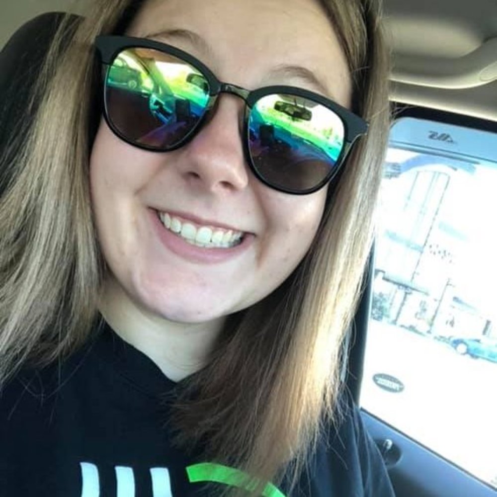 Meet your Posher, Carrie